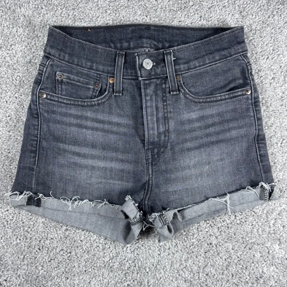 Levi's‎ Womens Denim Shorts Black Gray Frayed Hem Size 25